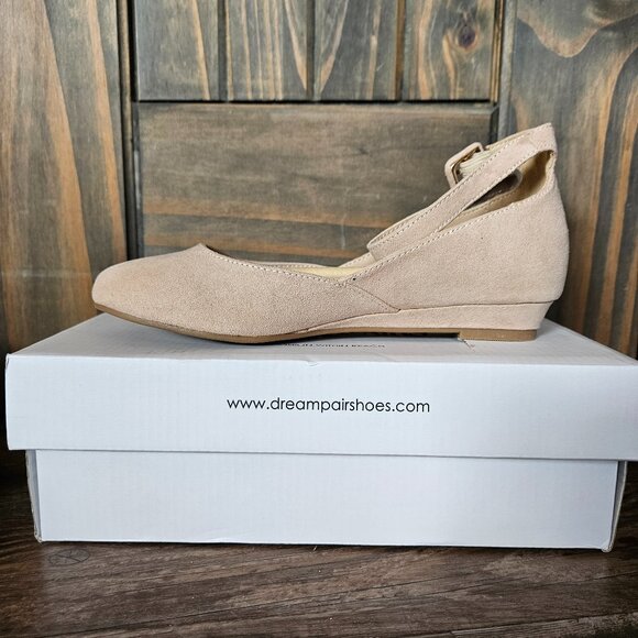 shoes - Picture 1 of 2